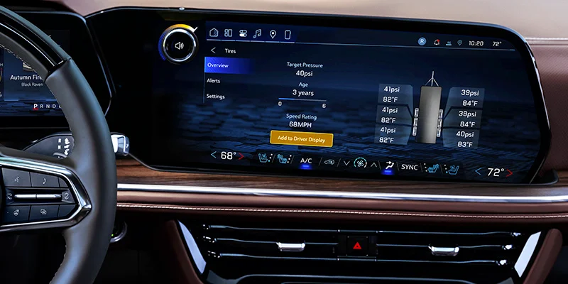 Chevrolet dashboard and infotainment system displaying car tire psi and temperature