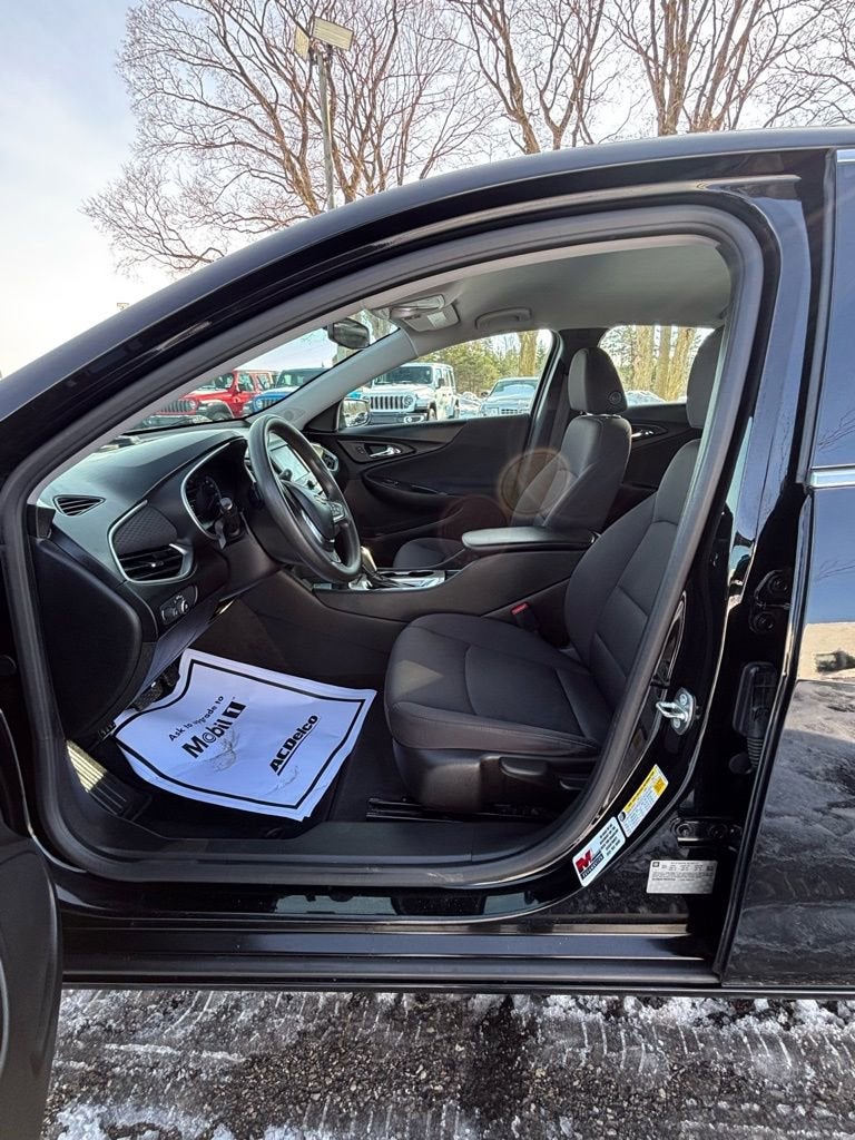 2017 Chevrolet Malibu LS