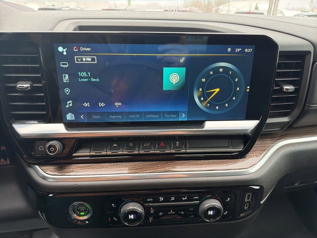 2022 Chevrolet Silverado 1500 LT (2FL)