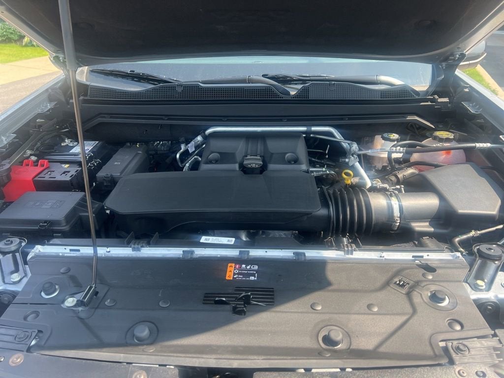 2025 Chevrolet Colorado WT/LT