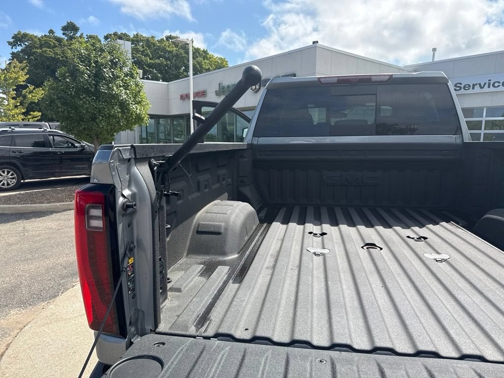 2025 GMC Sierra 2500 HD SLT