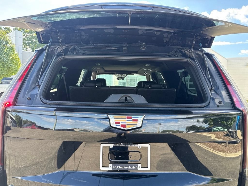 2024 Cadillac Escalade ESV Sport