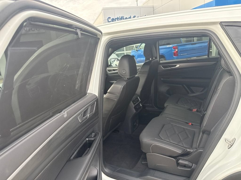 2024 Volkswagen Atlas Cross Sport 2.0T SE w/Technology