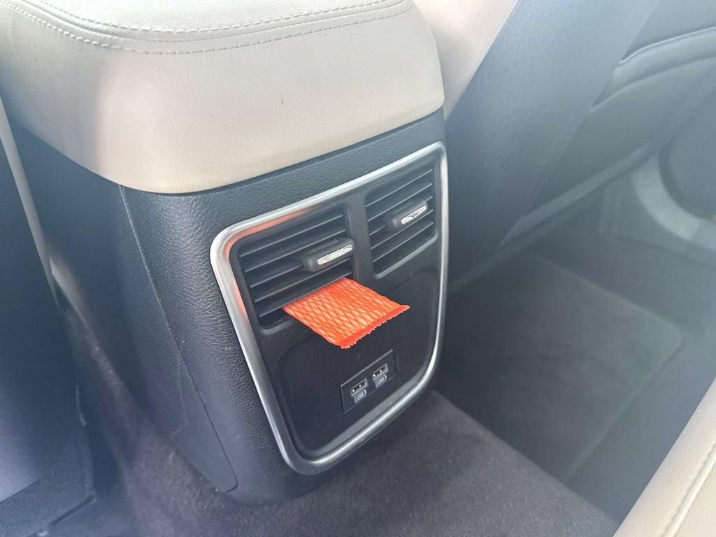 2017 Chrysler 300 Limited