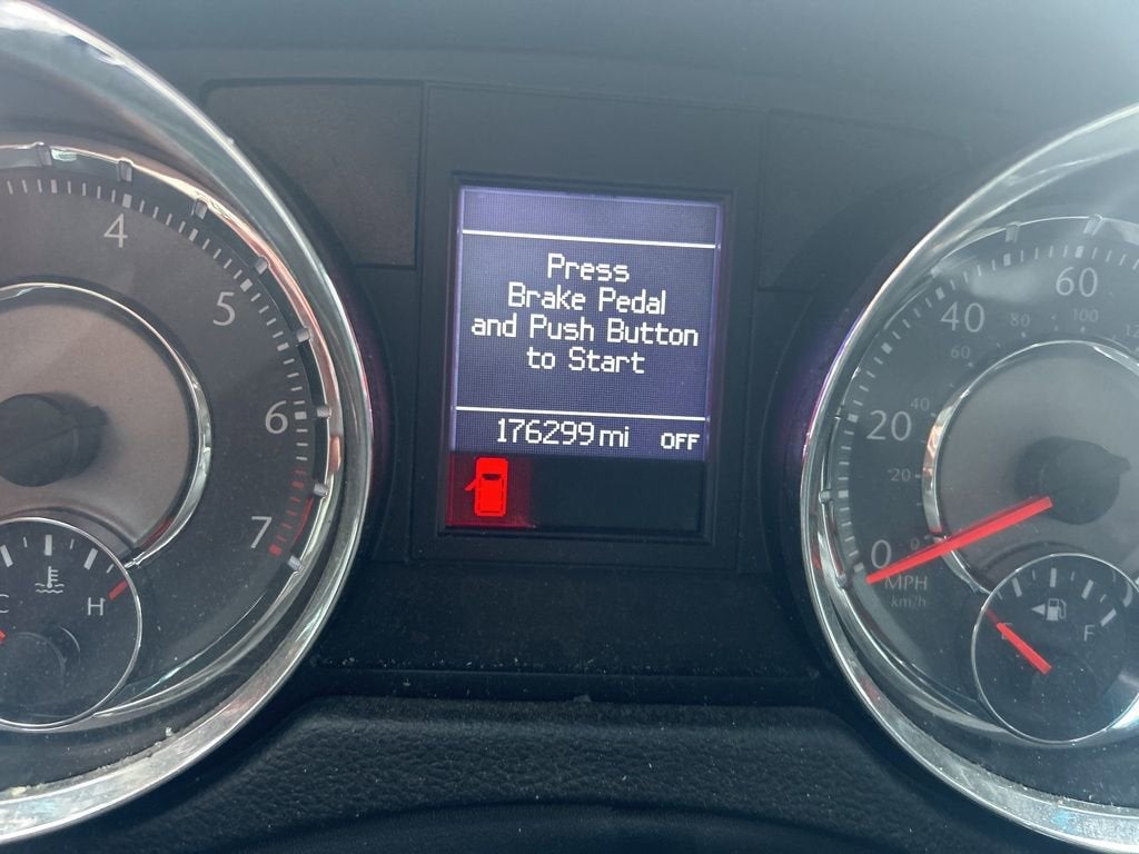 2013 Chrysler Town & Country Touring-L