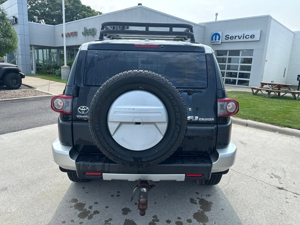 2014 Toyota FJ Cruiser Base