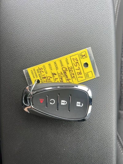 2025 Chevrolet Trax LT